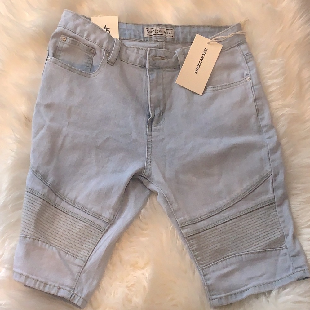American Bazi Denim Bermuda Shorts - Size Medium